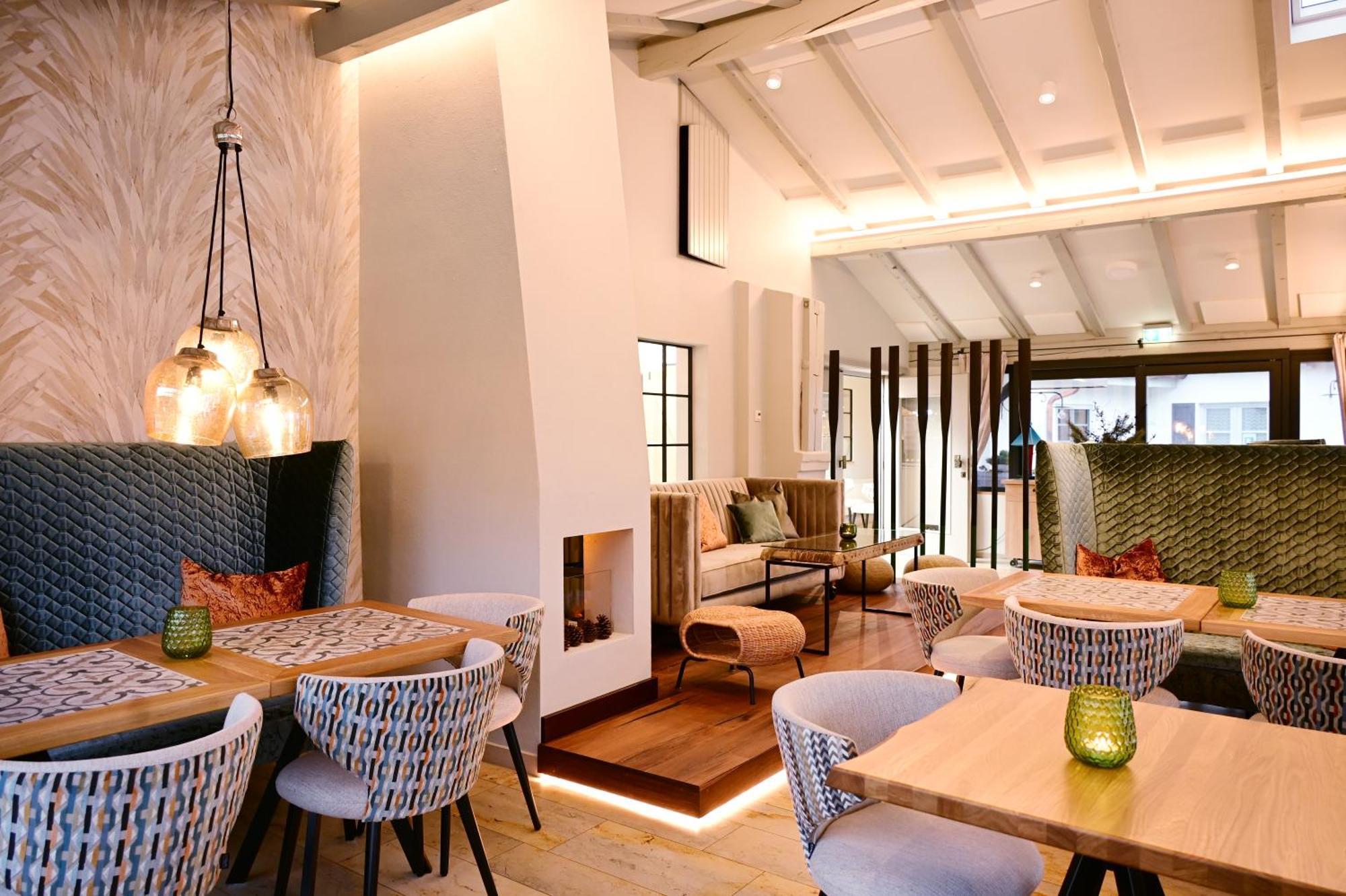 Altes Kurhaus Landhotel Trabelsdorf Ngoại thất bức ảnh