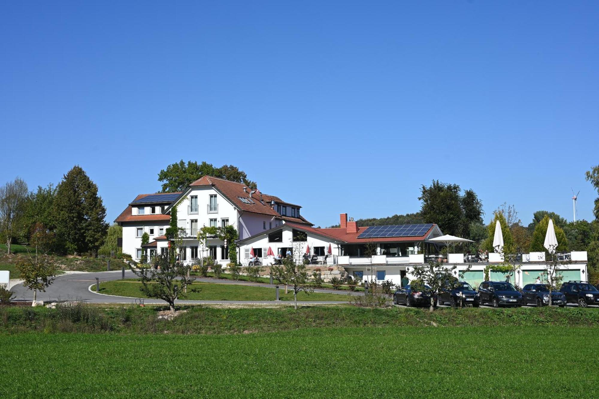 Altes Kurhaus Landhotel Trabelsdorf Ngoại thất bức ảnh