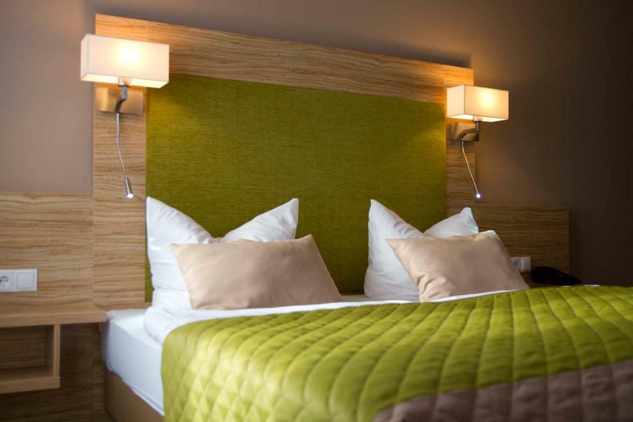 Altes Kurhaus Landhotel Trabelsdorf Ngoại thất bức ảnh